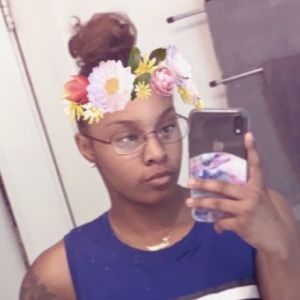 Meet your Posher, Lai